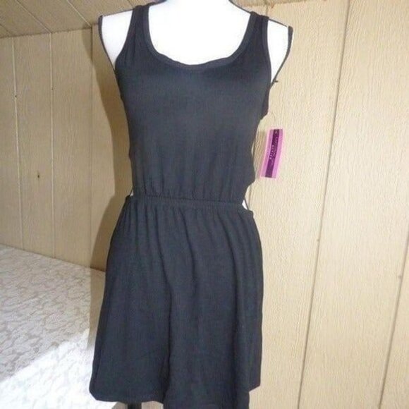 Material Girl Activewear - Picture 2 of 6